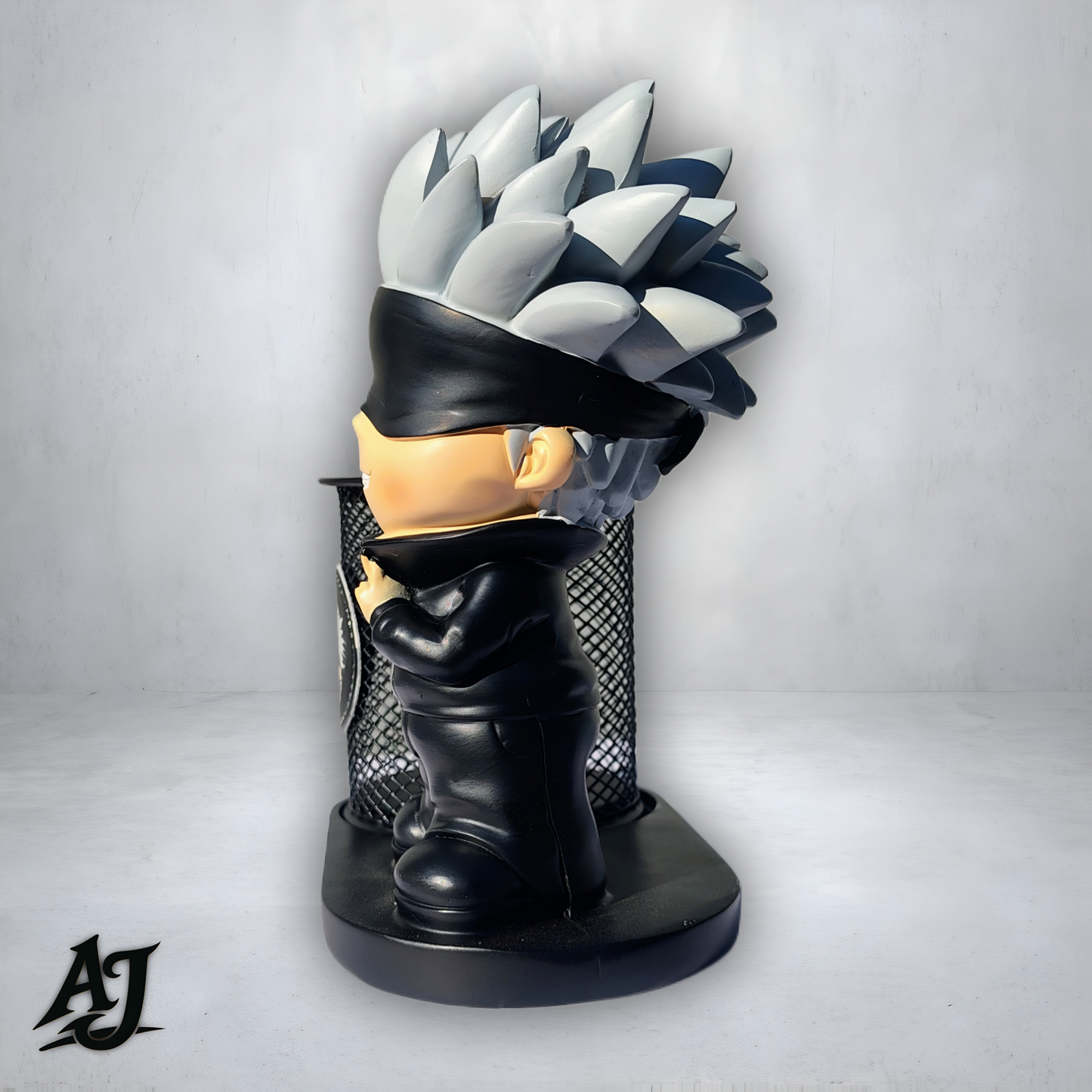 SATORU GOJO PEN STAND