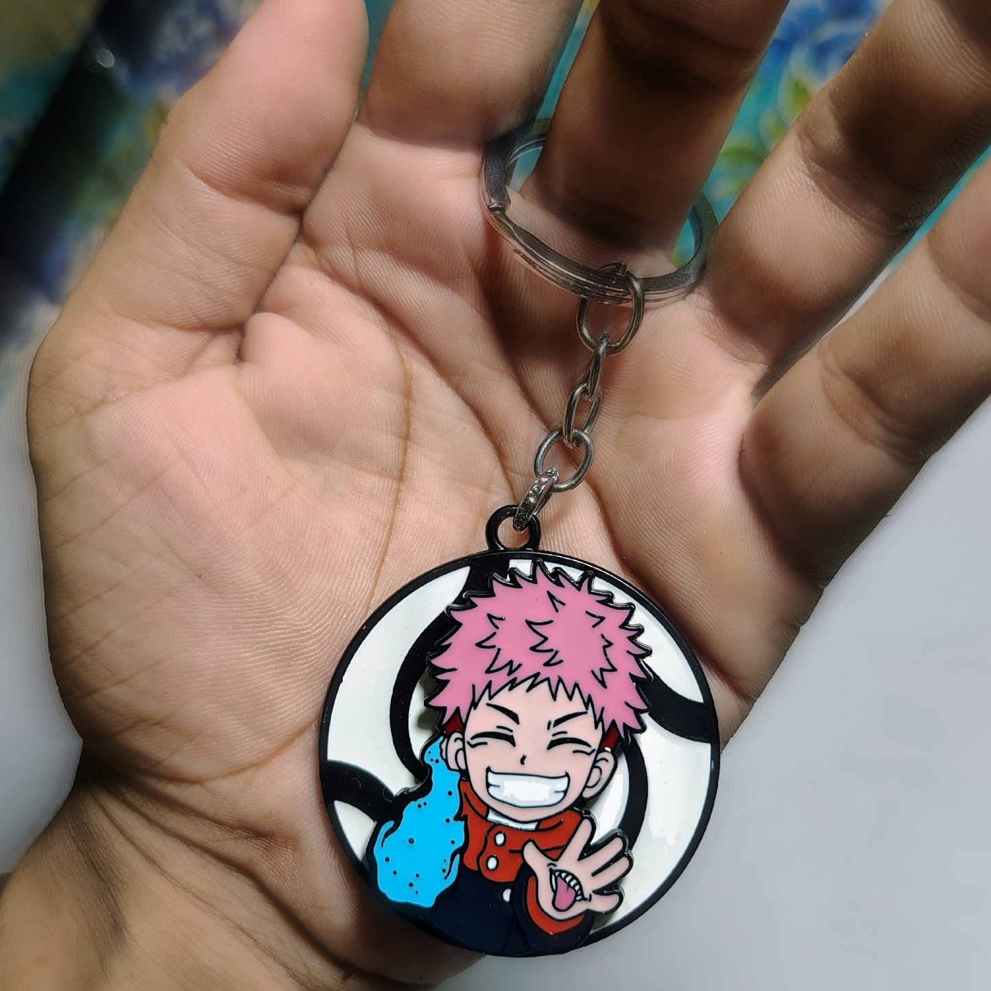 YUJI ITADORI Rotating Keychain